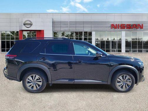 Super Black 2025 Nissan Pathfinder SV FWD