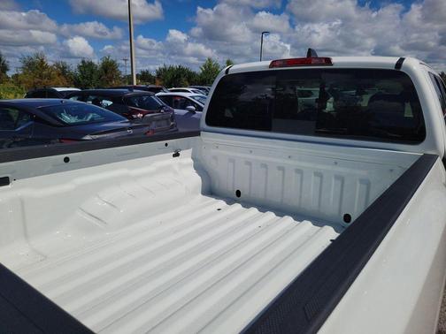 Glacier White 2026 Nissan Frontier S