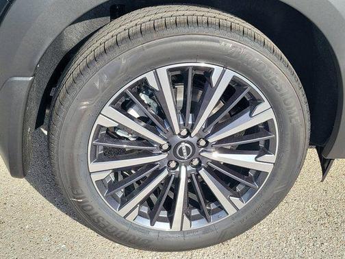 Super Black 2026 Nissan Pathfinder Platinum