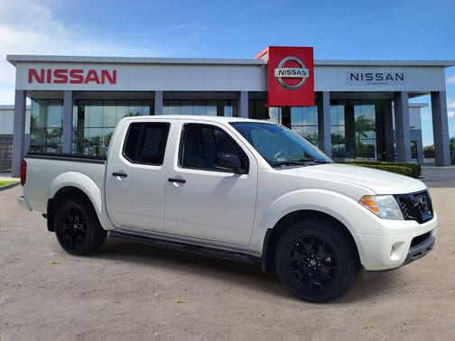 Glacier White 2019 Nissan Frontier SV