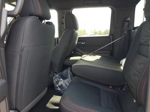 2025 Nissan Frontier PRO-X