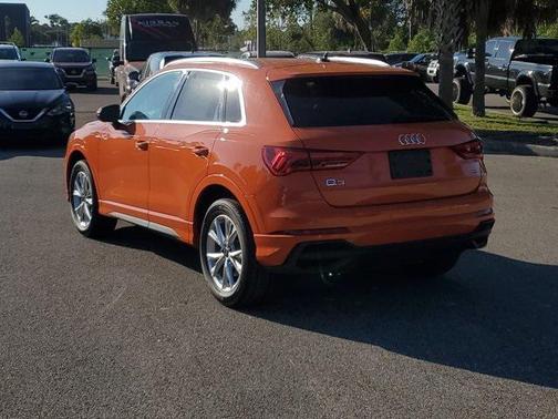 2024 Audi Q3 Premium 45 TFSI S line quattro Tiptronic