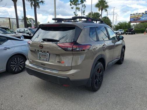 2025 Nissan Rogue Rock Creek