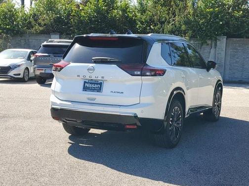 2025 Nissan Rogue Platinum
