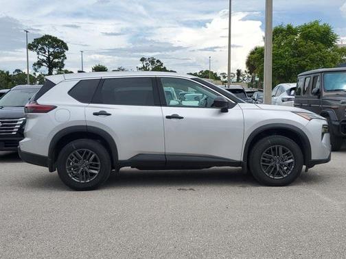 2025 Nissan Rogue S