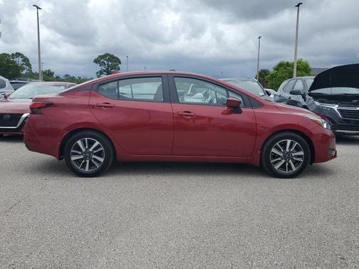 2024 Nissan Versa 1.6 SV