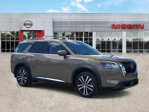 2024 Nissan Pathfinder Platinum 4WD