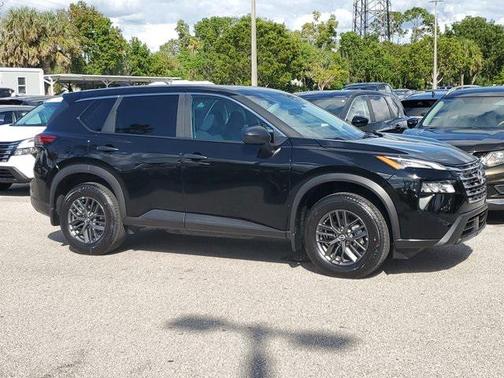 2025 Nissan Rogue S