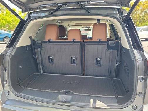 Gun Metallic 2026 Nissan Pathfinder Platinum