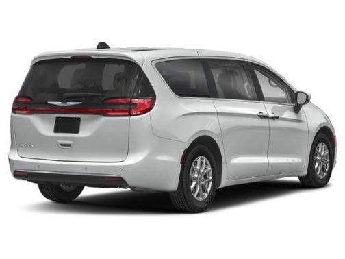 Brilliant Black Crystal Pearlcoat 2023 Chrysler Pacifica Touring L