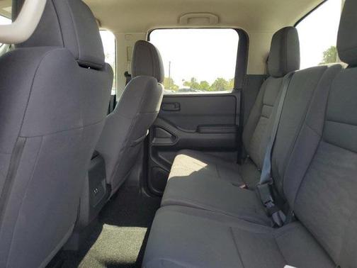 2025 Nissan Frontier S