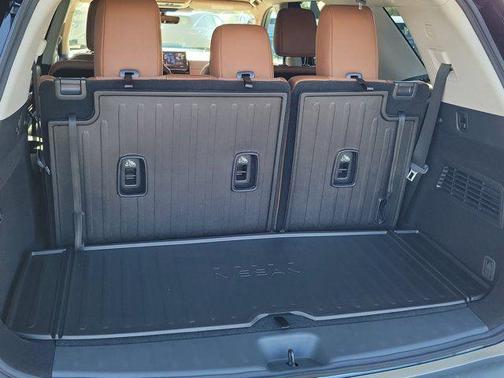 Gun Metallic 2026 Nissan Pathfinder Platinum
