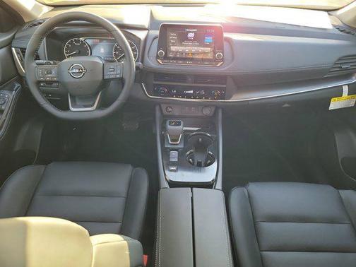 Obsidian Green 2026 Nissan Rogue Dark Armor
