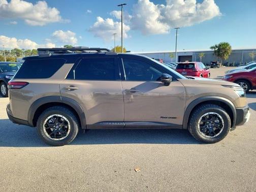 2023 Nissan Pathfinder Rock Creek 4WD