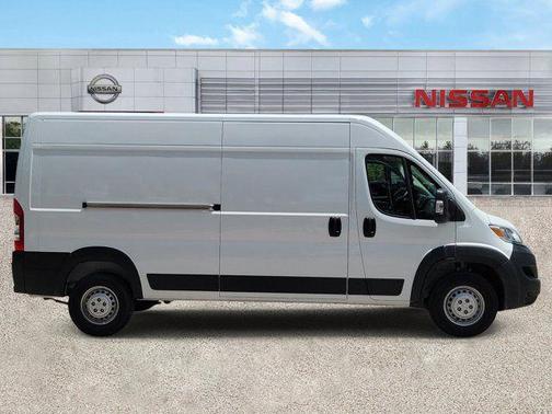 Bright White Clearcoat 2026 RAM ProMaster 2500 Tradesman
