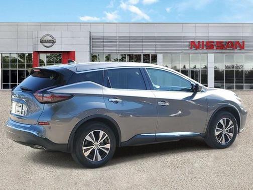 2022 Nissan Murano S FWD