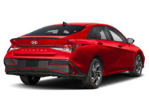 2025 Hyundai ELANTRA Sport