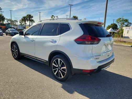 2020 Nissan Rogue SL