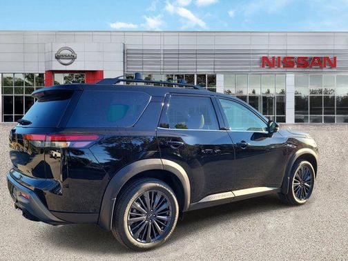 Super Black 2026 Nissan Pathfinder SL