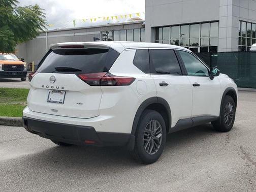 2025 Nissan Rogue S