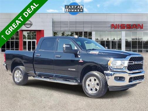 2024 RAM 2500 Big Horn Crew Cab 4x4 6'4' Box