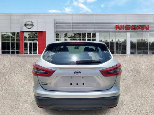 Brilliant Silver Metallic 2020 Nissan Rogue Sport S