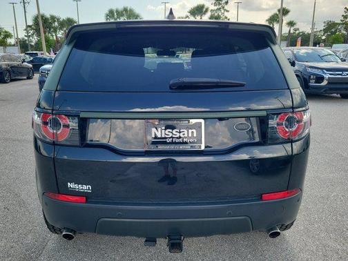 Santorini Black Metallic 2018 Land Rover Discovery Sport SE