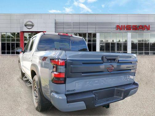 Boulder Gray Pearl 2026 Nissan Frontier PRO-4X