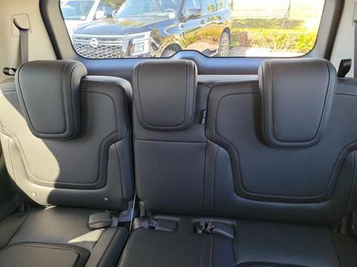2025 Nissan Armada SV 2WD