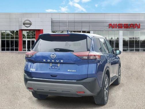 2022 Nissan Rogue SV