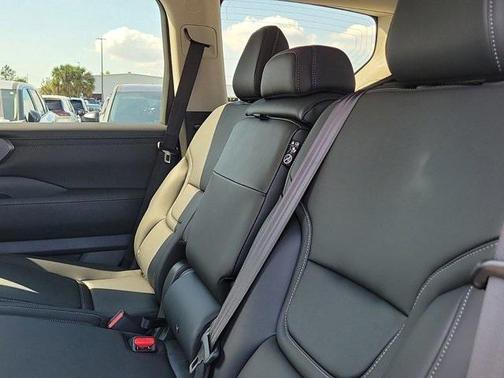 2025 Nissan Armada SV 2WD