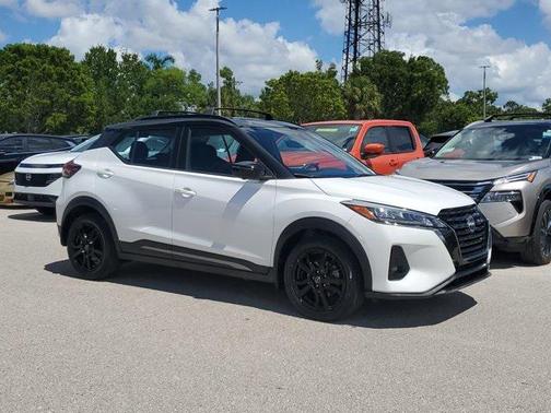 2024 Nissan Kicks SR
