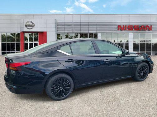Super Black 2026 Nissan Altima 2.5 SV