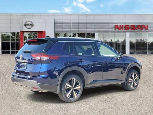 2025 Nissan Rogue SL