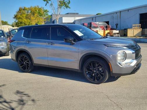 2023 Mitsubishi Outlander SEL Black Edition 2WD