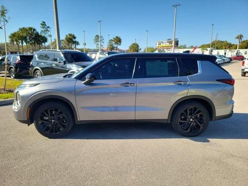 2023 Mitsubishi Outlander SEL Black Edition 2WD