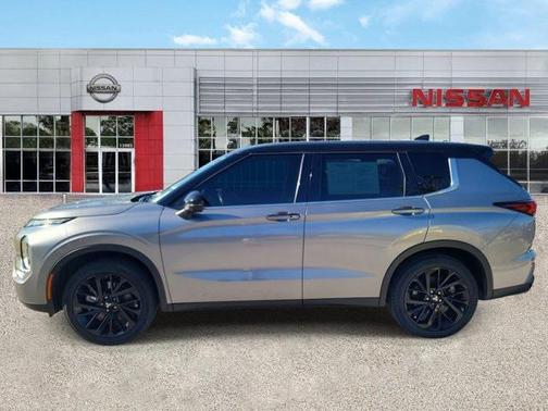2023 Mitsubishi Outlander SEL Black Edition 2WD