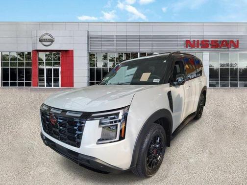 2025 Nissan Armada PRO-4X 4WD