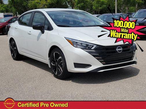 Aspen White Tricoat 2025 Nissan Versa 1.6 S