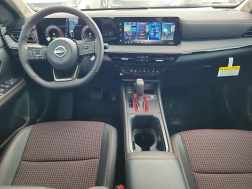 Scarlet Ember Tintcoat 2026 Nissan Kicks SR