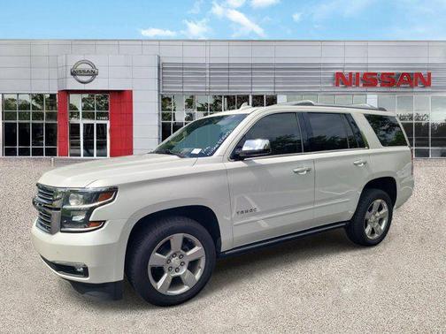 Iridescent Pearl Tricoat 2018 Chevrolet Tahoe Premier