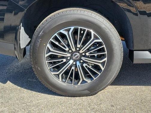 2025 Nissan Armada SL 2WD