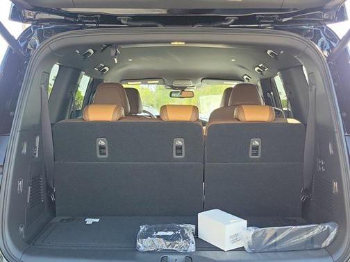 2025 Nissan Armada SL 2WD