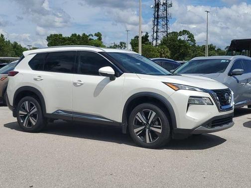 2021 Nissan Rogue SL