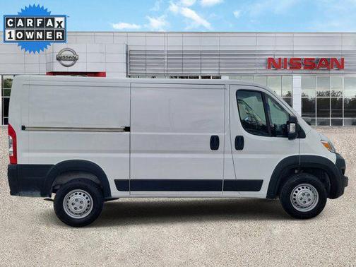 Bright White Clearcoat 2025 RAM ProMaster 2500 Tradesman