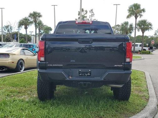 2024 Chevrolet Colorado ZR2