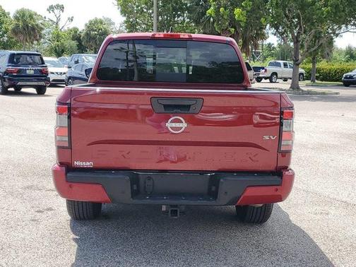 2023 Nissan Frontier SV
