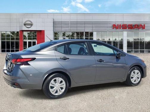 2024 Nissan Versa 1.6 S
