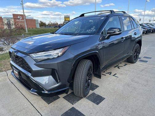 2025 Toyota RAV4 Hybrid SE