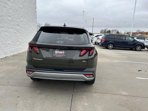 2025 Hyundai TUCSON SEL